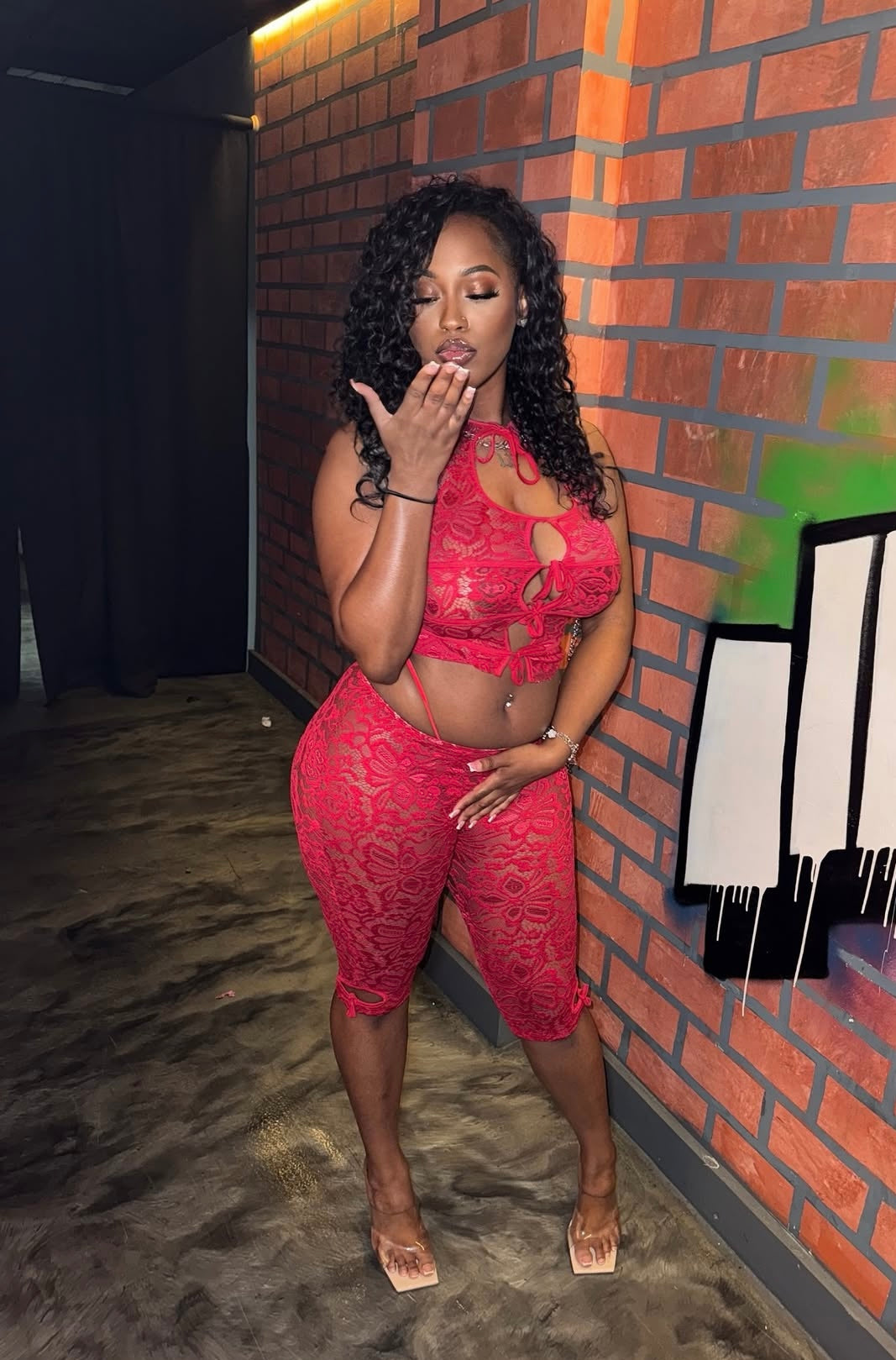 Doll Face 2 Piece