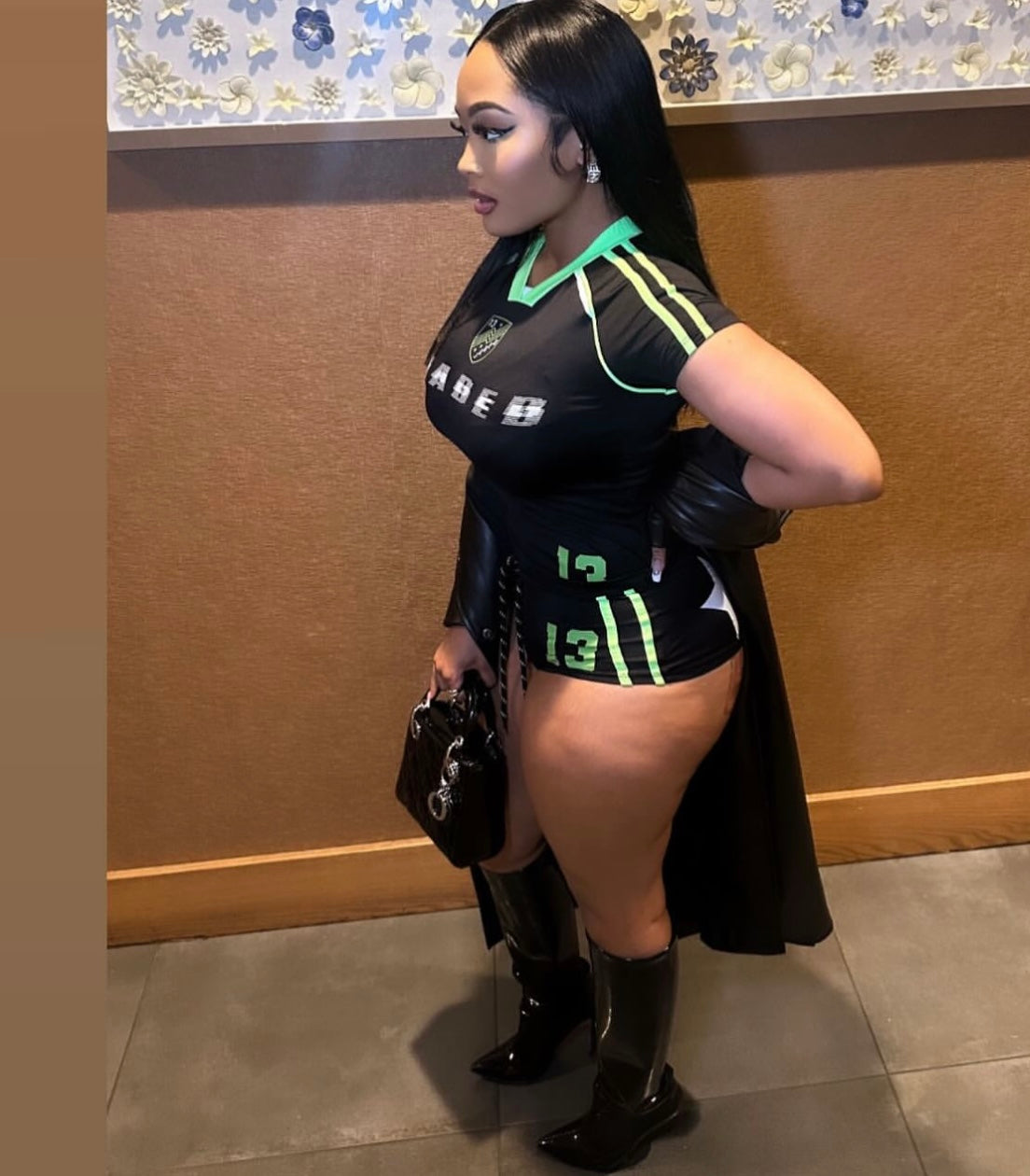 Jaded Black 2 Piece